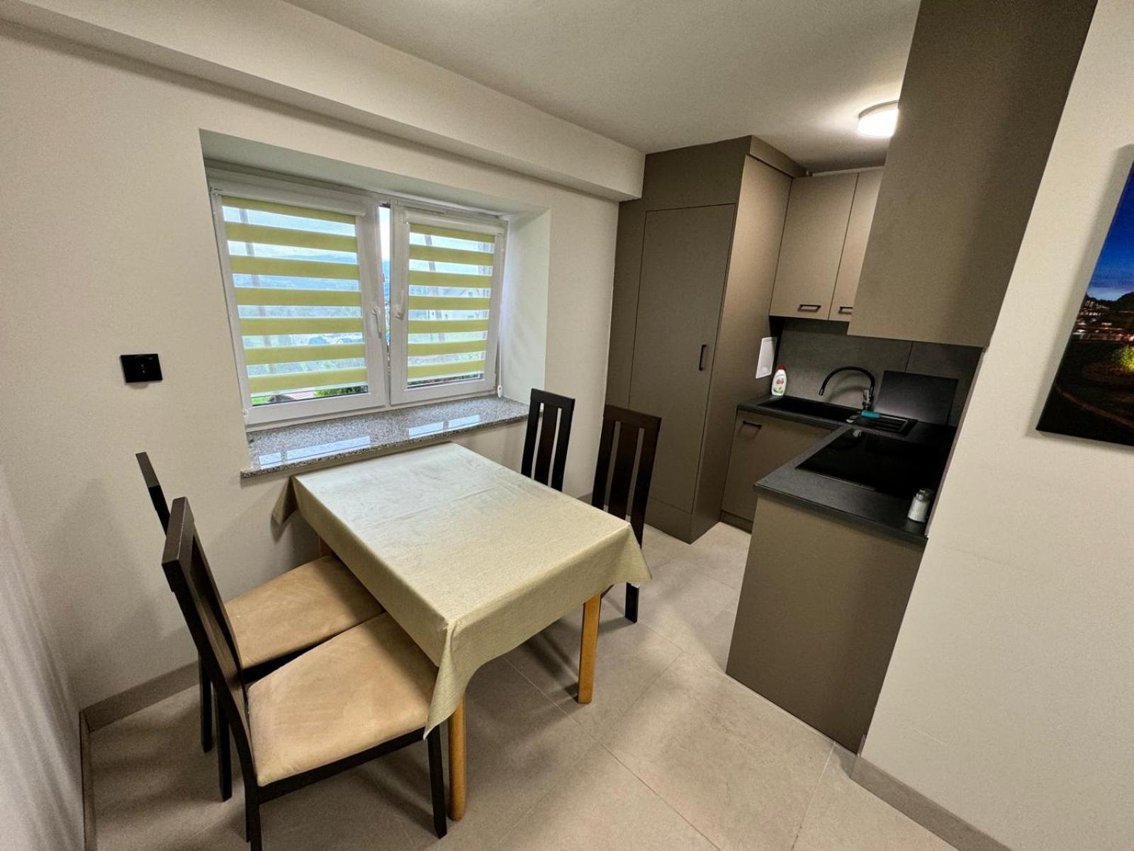 Apartamenty Lesna Лиманова Экстерьер фото